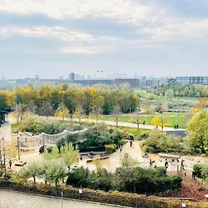 Apartment Panoramic Park And Penthouses Retreat, London
