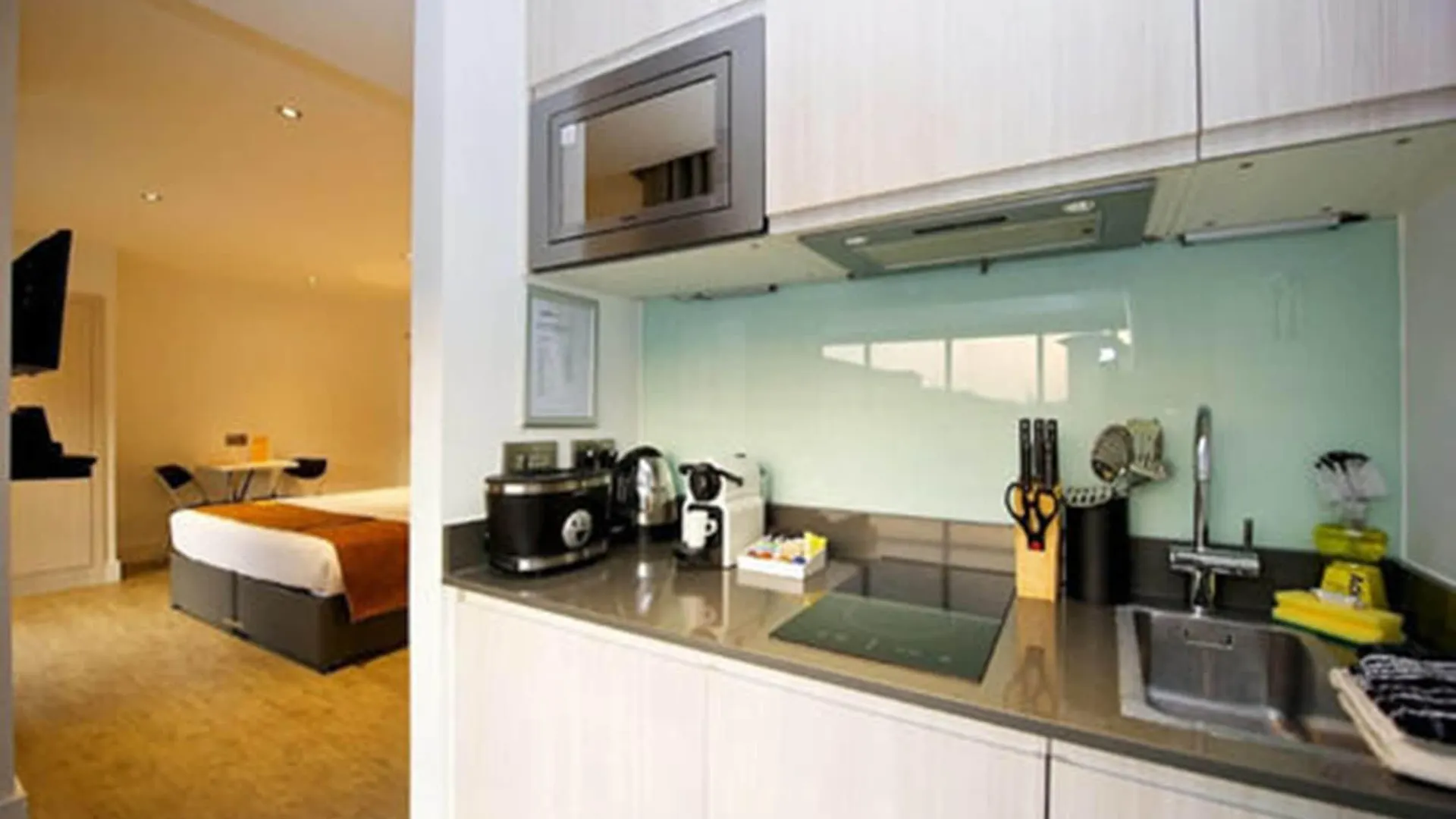 Staycity Aparthotels London Greenwich High Road 3*,  United Kingdom